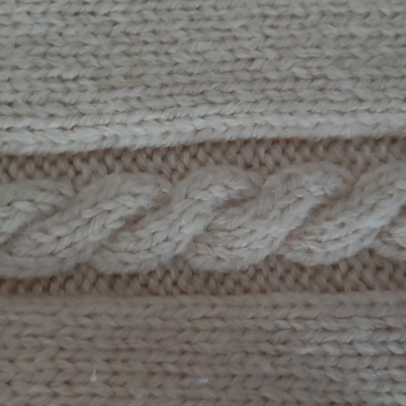 Vintage handmade cable knit Cardigan Sweater - Picture 3 of 8